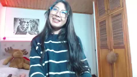 Snapshot of tifanny_squirt chatting on 10-08-25, 03:09 Tifanny online show from 10-08-25, 03:09