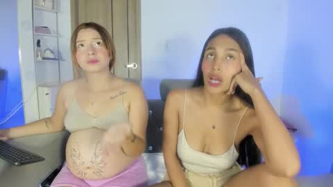 Snapshot of tifany_ramirez4w chatting on 12-18-25, 06:25 Estefana Ramrez online show from 12-18-25, 06:25