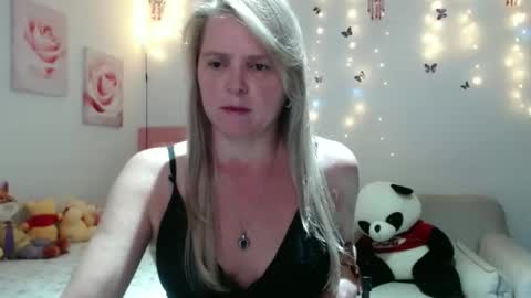 Tifany online show from 03-13-26, 10:33