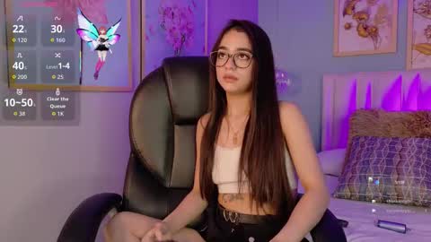 Tifanny  online show from 11-23-25, 06:57