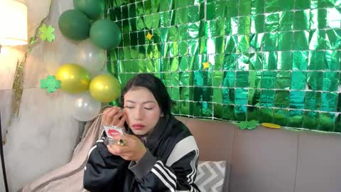  GENESIS-JEN  online show from 03-18-26, 11:35