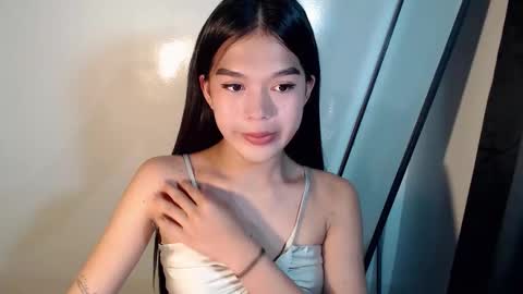 tiffany_amberx online show from 05-27-26, 10:01