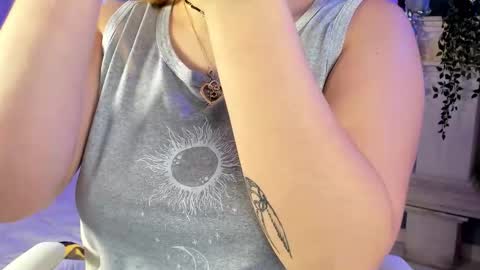 Tiffany Becker online show from 12-19-25, 12:34