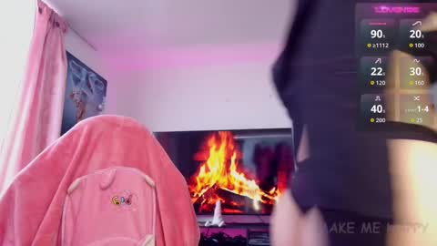 Tiffany Bela online show from 11-13-25, 05:56