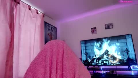 Tiffany Bela online show from 03-09-26, 08:57