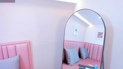 Tiffany online show from 12-02-25, 08:04