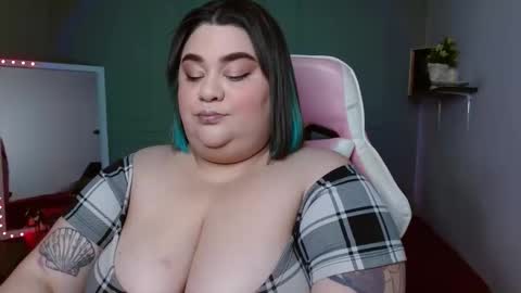 dont forget ask for custom vids  online show from 12-24-24, 03:49