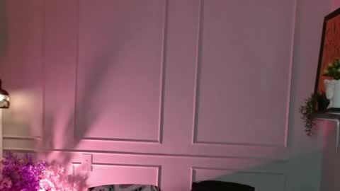 dont forget ask for custom vids  online show from 04-26-26, 10:18