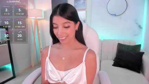 tiffany_low online show from 11-26-25, 01:23