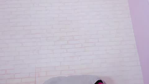 Snapshot of tiffany_mendez chatting on 02-24-25, 06:15 tiffany_mendez online show from 02-24-25, 06:15