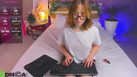 tiffany_roy online show from 01-09-25, 02:43