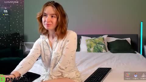 tiffany_roy online show from 01-21-25, 02:54