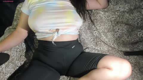 Snapshot of tiffany_teressa chatting on 05-02-26, 02:44 tiffany theressa online show from 05-02-26, 02:44
