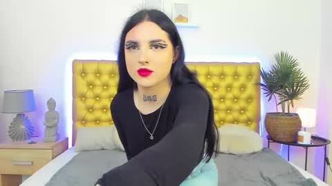 Snapshot of tiffanyhhotx chatting on 04-02-26, 01:20 Tiffani online show from 04-02-26, 01:20