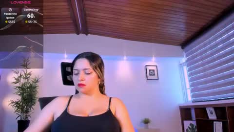 tiffanyhoustton online show from 07-29-26, 12:03