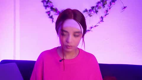 My name is Tiffany welcome  online show from 03-25-26, 03:45