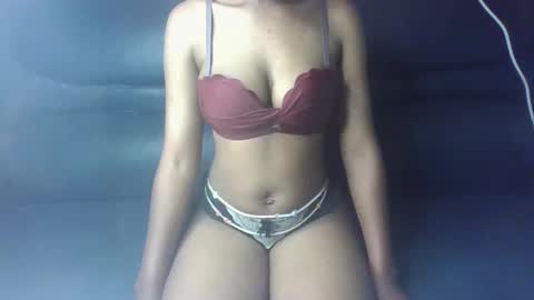 Tiffyblue online show from 05-05-26, 01:46