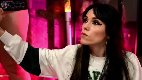 Snapshot of tigerblazefoxymonkey chatting on 03-12-26, 06:47 TigerBlazeFoxyMonkey online show from 03-12-26, 06:47