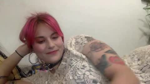 Tigerlily online show from 10-04-25, 01:58