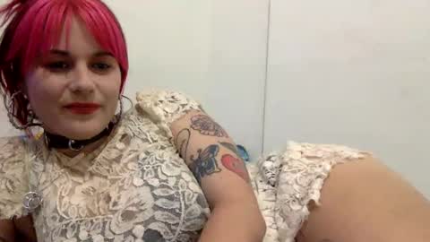 Tigerlily online show from 10-09-25, 05:27