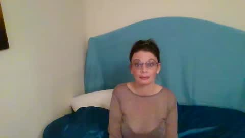 tigernicole online show from 10-24-25, 03:47