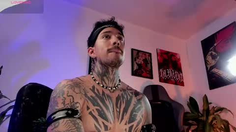 Chris online show from 05-08-26, 03:17