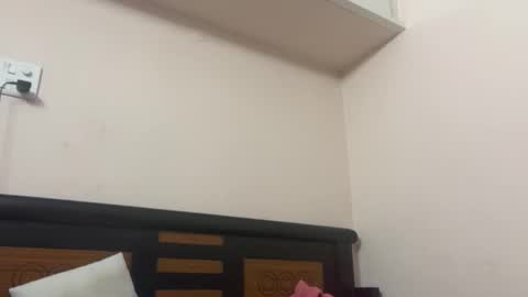 Snapshot of tigertinku chatting on 11-08-25, 12:05 tigertinku online show from 11-08-25, 12:05