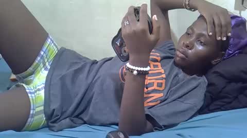 Snapshot of tight_pussie chatting on 01-12-26, 02:44 tight_pussie online show from 01-12-26, 02:44