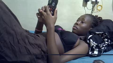 Snapshot of tight_pussie chatting on 03-08-26, 06:12 tight_pussie online show from 03-08-26, 06:12