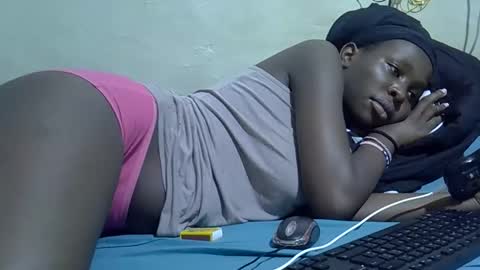 Snapshot of tight_pussie chatting on 03-09-26, 06:56 tight_pussie online show from 03-09-26, 06:56