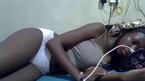 Snapshot of tight_pussie chatting on 03-13-26, 07:48 tight_pussie online show from 03-13-26, 07:48