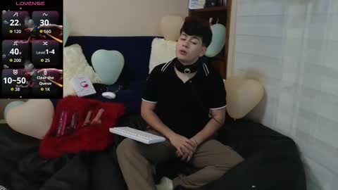 Snapshot of tightncuteass chatting on 02-15-26, 12:29 Camilo online show from 02-15-26, 12:29