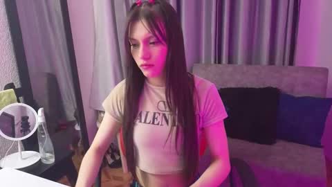 Snapshot of tiinajonus_ chatting on 02-18-26, 04:08 tiinajonus_ online show from 02-18-26, 04:08