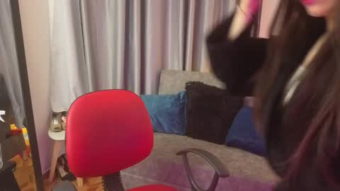 Snapshot of tiinajonus_ chatting on 02-19-26, 05:03 tiinajonus_ online show from 02-19-26, 05:03