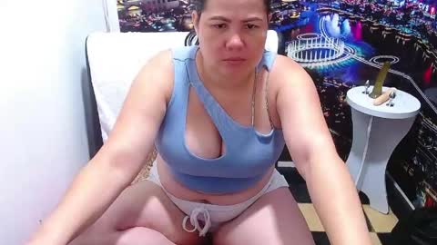 Tila online show from 06-09-26, 01:06