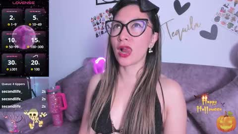 Snapshot of tila_tequila15 chatting on 11-01-25, 02:52 TILA TEQUILA online show from 11-01-25, 02:52