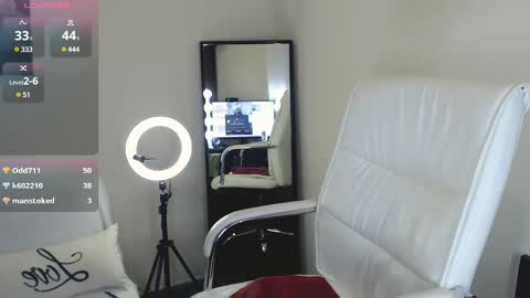 Snapshot of tilly_eliot chatting on 02-27-25, 09:47 Tilly online show from 02-27-25, 09:47