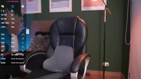 Tim online show from 03-08-26, 02:04