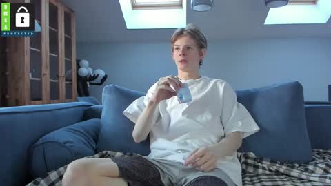 Snapshot of tim_milll chatting on 12-17-24, 09:17 Tim online show from 12-17-24, 09:17