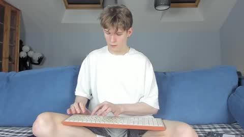 Snapshot of tim_milll chatting on 02-01-25, 05:58 Tim online show from 02-01-25, 05:58