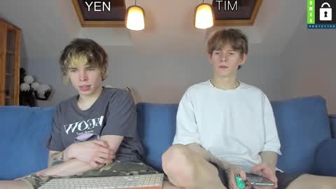 Snapshot of tim_milll chatting on 03-11-25, 07:03 Tim online show from 03-11-25, 07:03