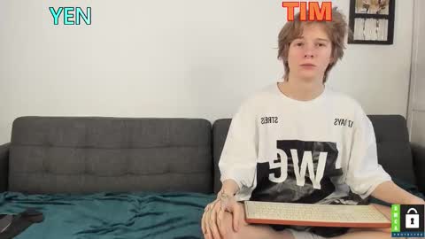 Snapshot of tim_milll chatting on 10-28-25, 12:09 Tim online show from 10-28-25, 12:09