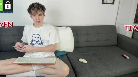 Snapshot of tim_milll chatting on 12-15-25, 05:23 Tim online show from 12-15-25, 05:23