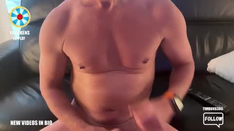 Snapshot of timbuk6380 chatting on 01-09-26, 09:05 Timbuk6380 online show from 01-09-26, 09:05