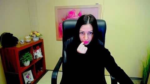 Luisa online show from 02-07-25, 07:50