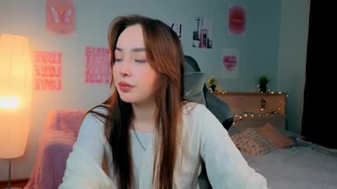 Snapshot of timewithout chatting on 02-03-26, 07:52 Mia online show from 02-03-26, 07:52