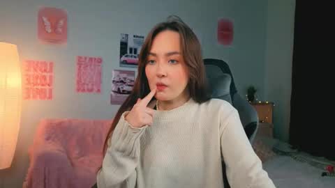 Snapshot of timewithout chatting on 02-06-26, 07:50 Mia online show from 02-06-26, 07:50