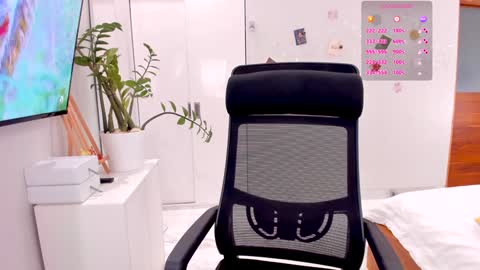 Snapshot of timissi chatting on 01-01-25, 05:33 Timis but I prefer you whisper to my ear my girl online show from 01-01-25, 05:33