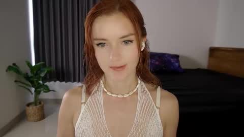 Snapshot of timissi chatting on 12-16-25, 12:26 Timis but I prefer you whisper to my ear my girl online show from 12-16-25, 12:26