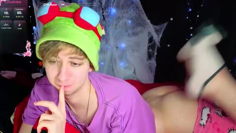 Snapshot of timothy_fox chatting on 11-19-25, 07:03 Timothy Fox online show from 11-19-25, 07:03